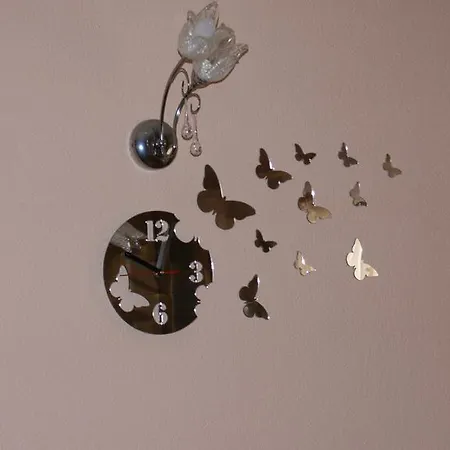 Nika アパート ザダル