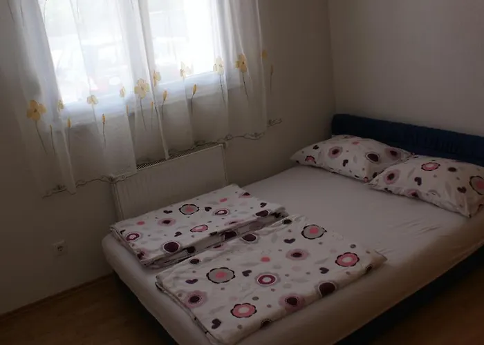 Nika Apartman Zára